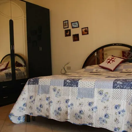 Bed & Breakfast Town *