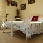 Town לינה וארוחת בוקר *